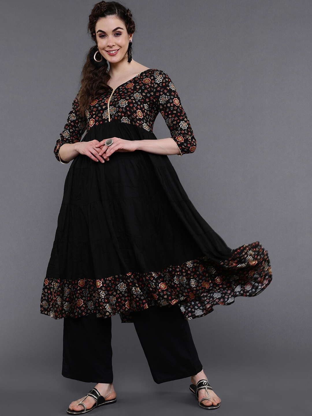 

saubhagya Women Black & Red Ethnic Motifs Printed Anarkali Kurta