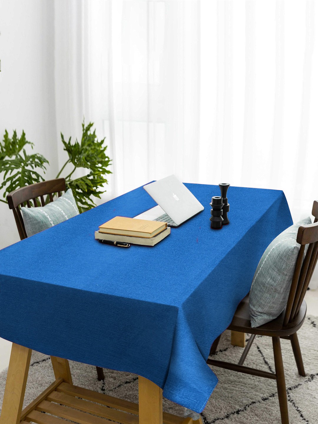 

KLOTTHE Blue Solid Cotton 6-Seater Table Covers