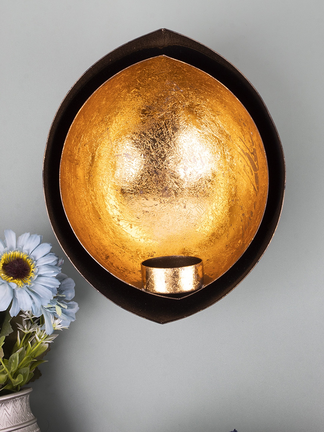 

MARKET99 Black Solid Tea-Light Candle Holders