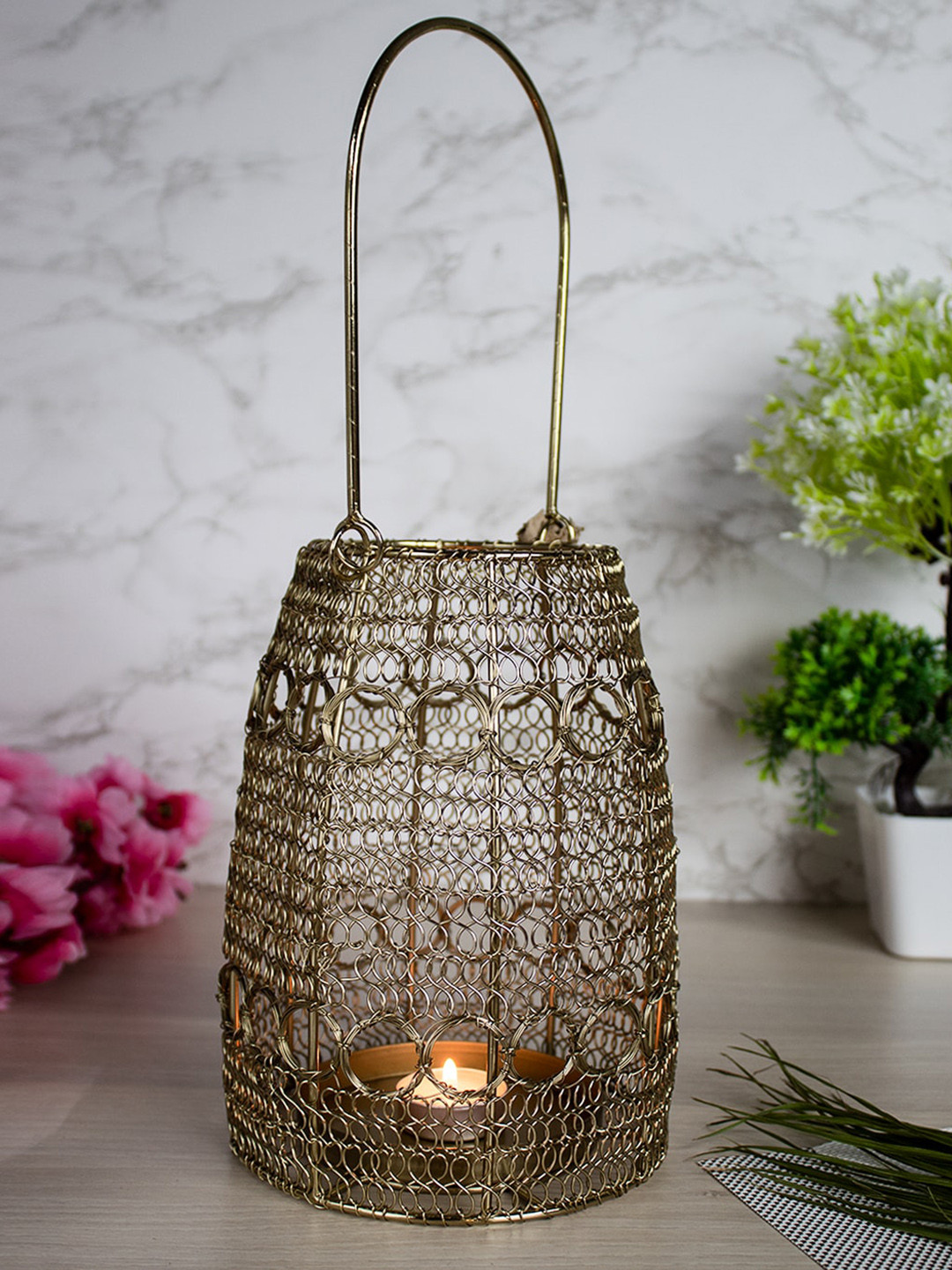 

MARKET99 Gold-Toned Steel Candle Holder