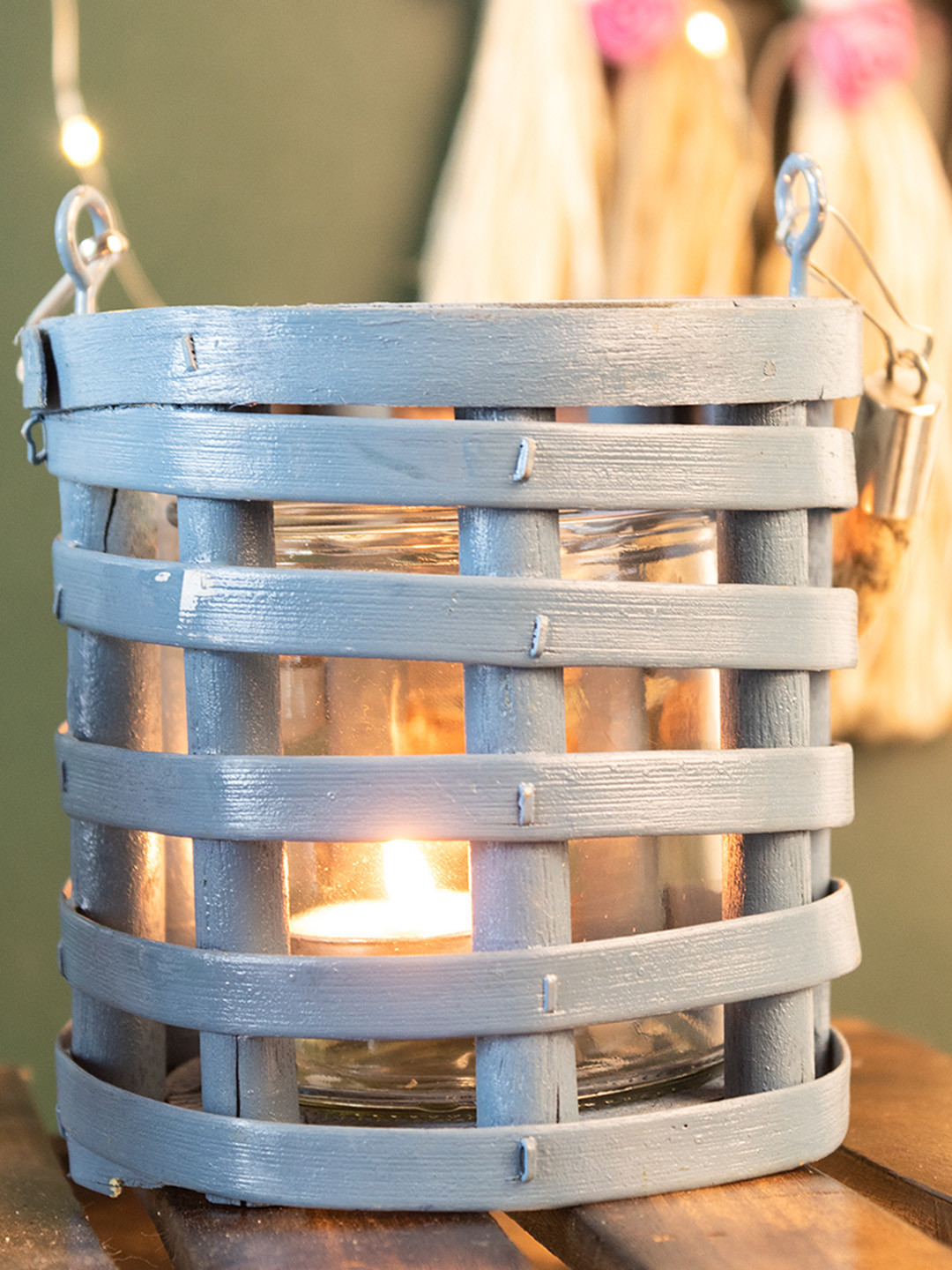 

MARKET99 Blue Textured Lantern-Woodchip Candle Holder