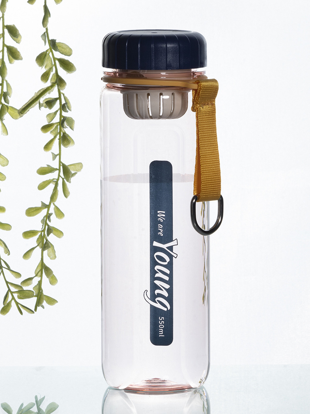 

MARKET99 Blue Printed Water Bottle 550 Ml