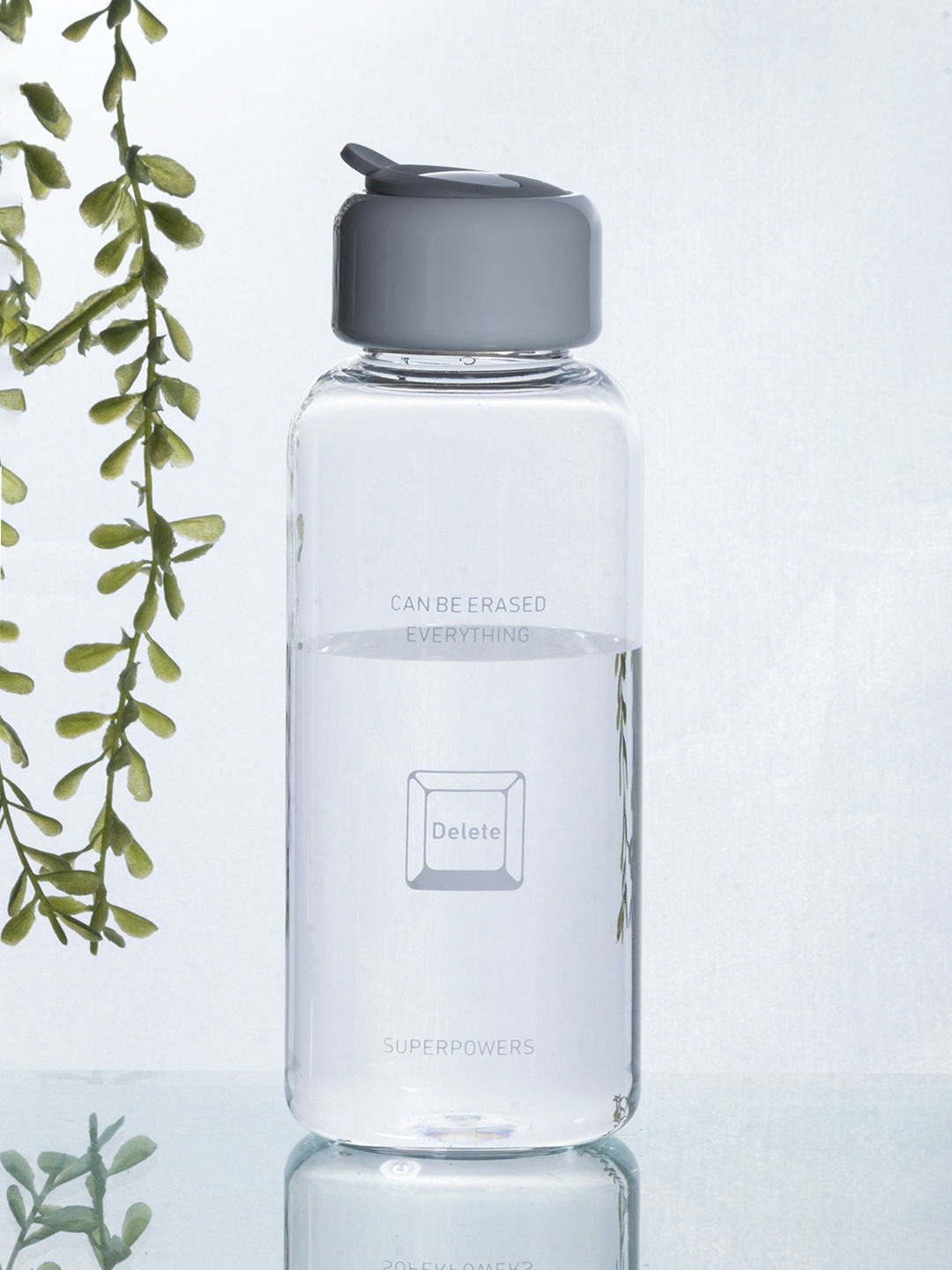 

MARKET99 Transparent Water Bottle 560 Ml