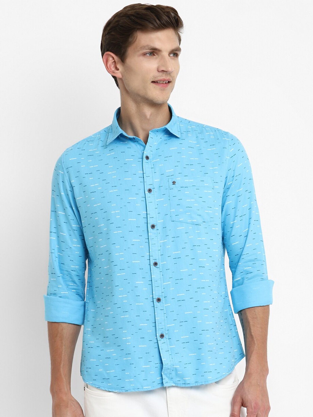 

Turtle Men Blue Slim Fit Printed Casual Shirt