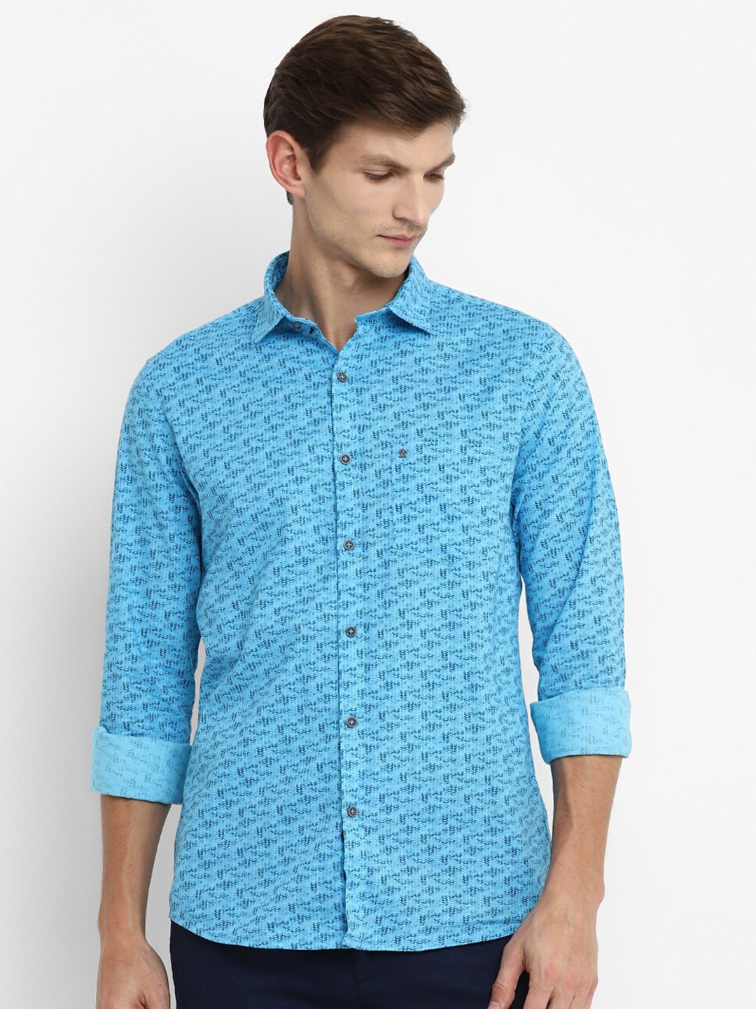 

Turtle Men Blue Slim Fit Printed Cotton Casual Shirt