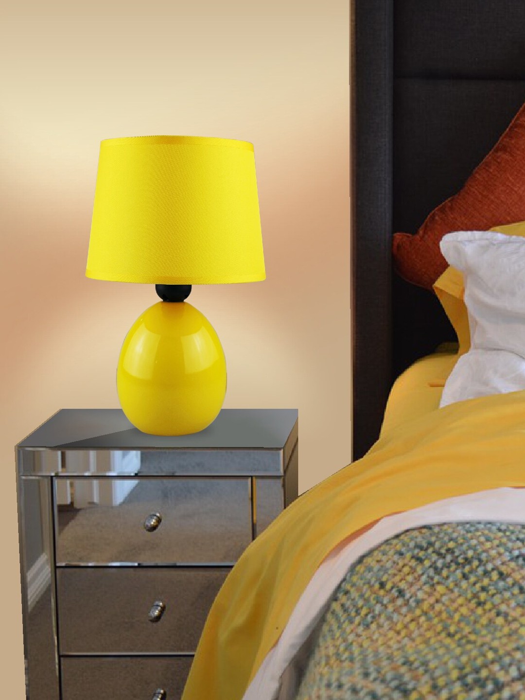 

MARKET99 Yellow Ceramic Table Lamp With Shade