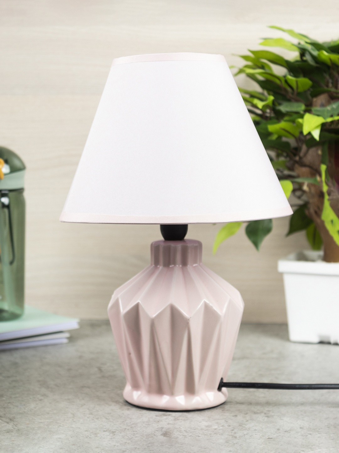 

MARKET99 Peach Coloured & White Solid Table Lamp