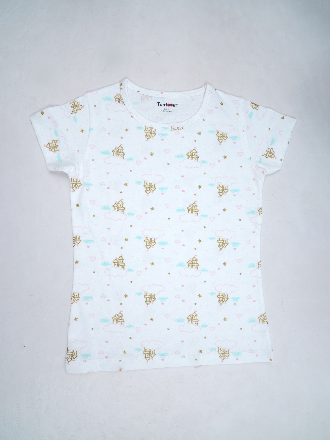 

Taatoom Girls White & Pink Printed Pure Cotton Night suit