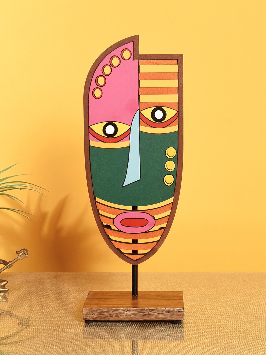 

AAKRITI ART CREATIONS Green & Pink Perfect Peter Mask Table Decor