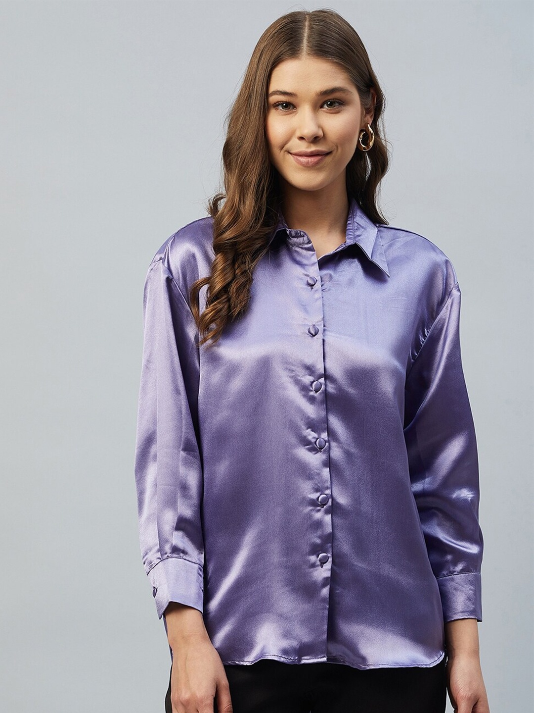 

DELAN Women Purple Relaxed Boxy Satin Casual Shirt