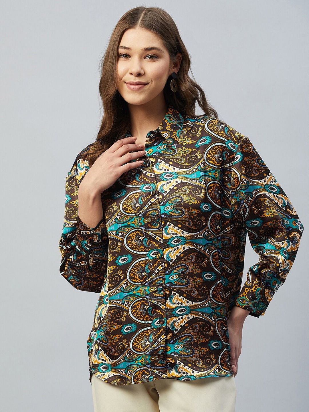 

DELAN Women Brown Relaxed Boxy Printed Casual Shirt
