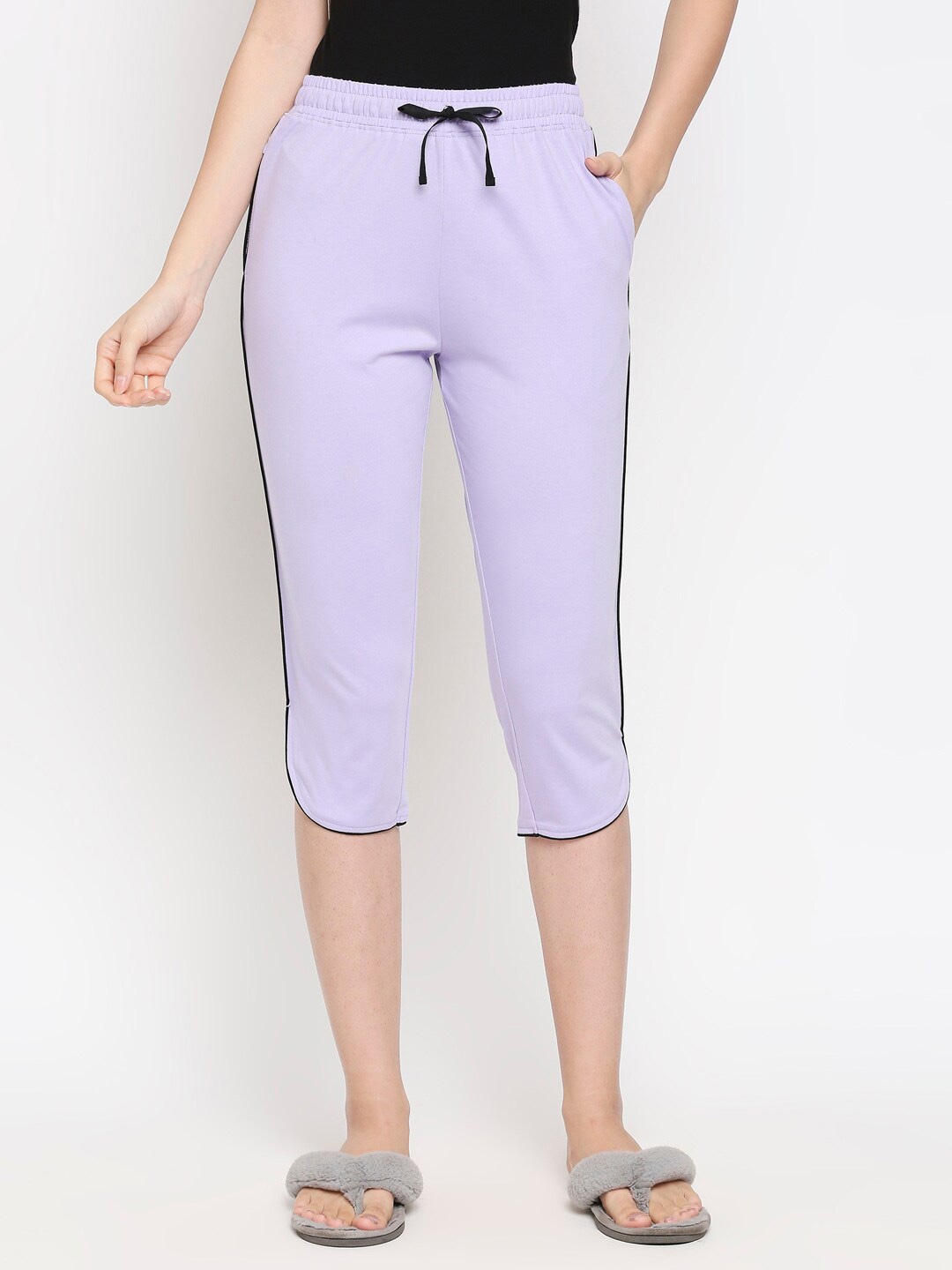 

XIN Women Lavender Capris