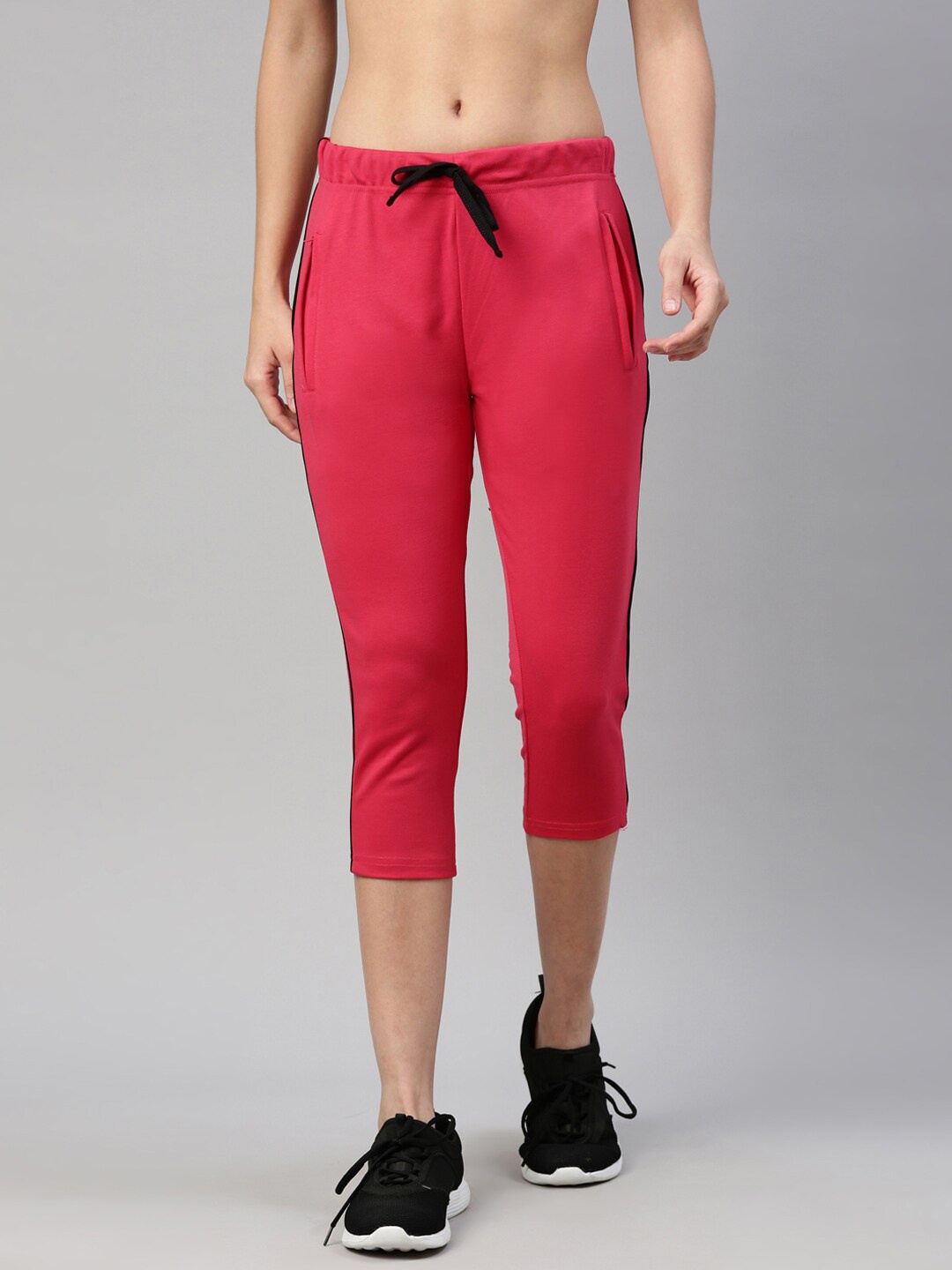 

GOLDSTROMS Women Pink Solid Cotton Capris