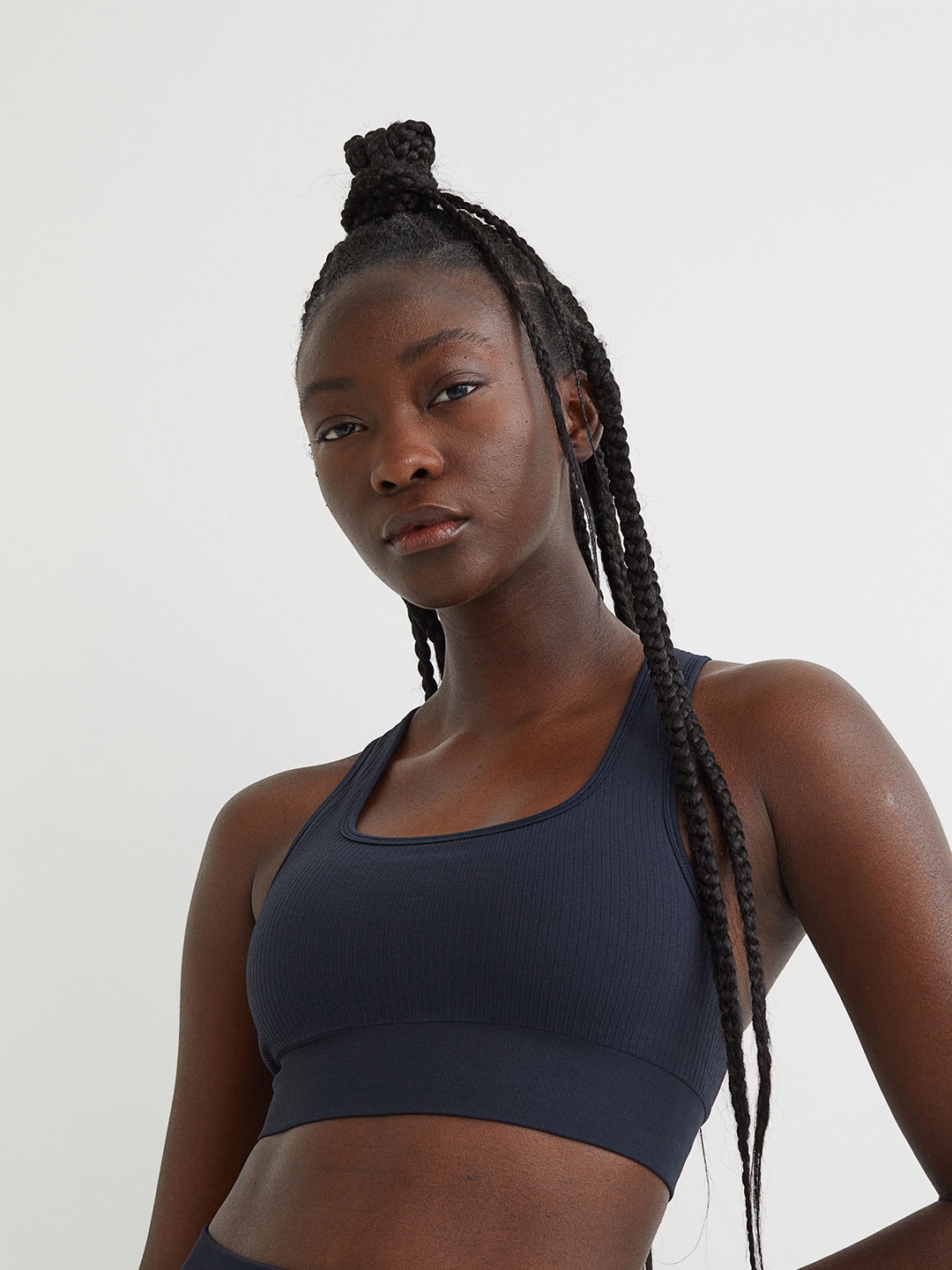 

H&M Blue Solid Seamless Sports Bra