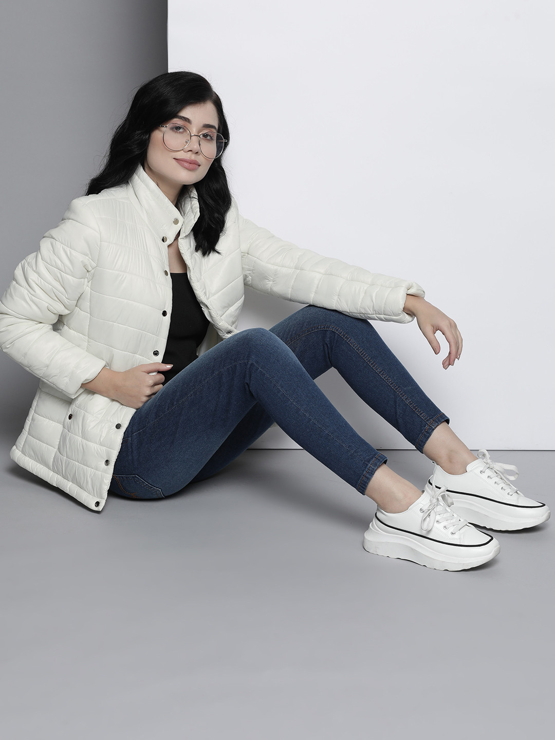 

Nautica Women White Solid Mock Collar Puffer Jacket