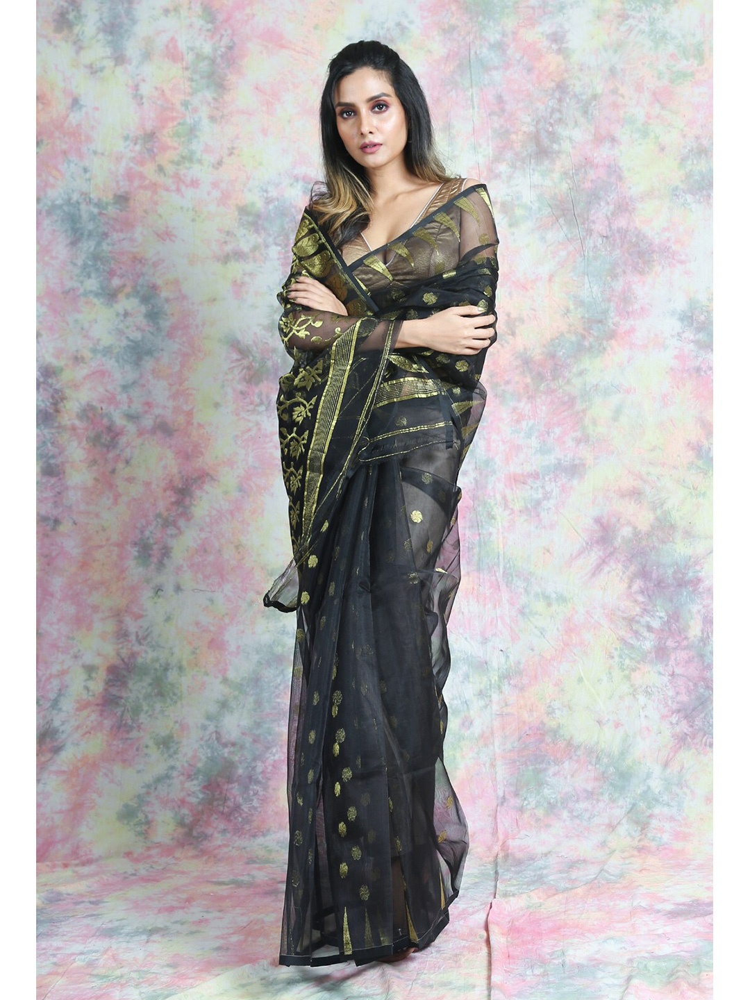 

Arhi Black & Green Woven Design Silk Cotton Jamdani Saree