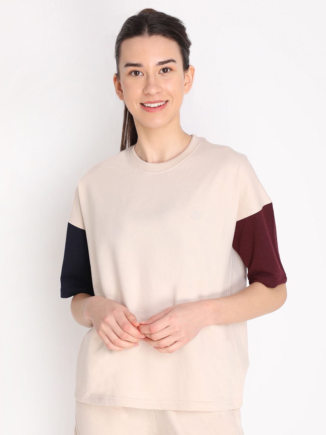 

Chkokko Women Beige & Maroon Colourblocked Drop-Shoulder Sleeves Outdoor T-shirt