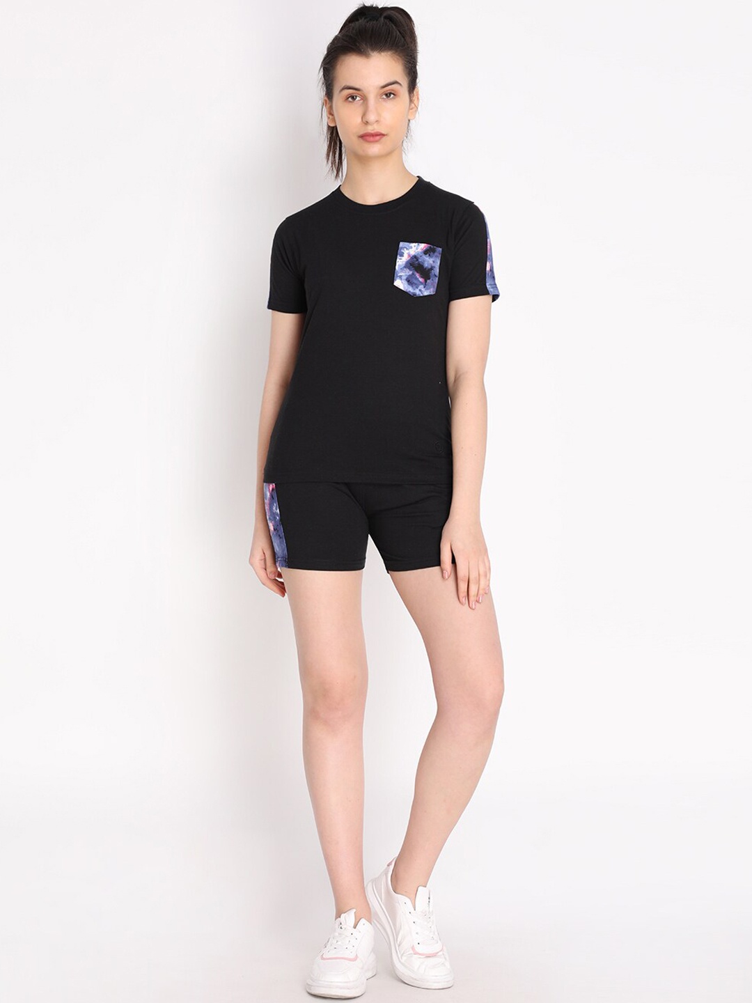 

CHKOKKO Women Black & Blue Co-Ord Set