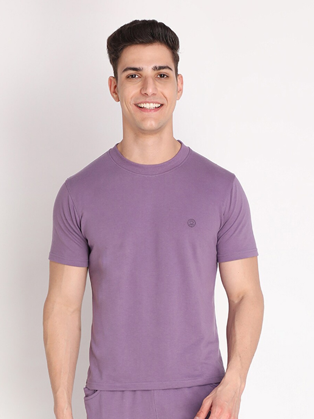 

Chkokko Men Purple Solid Outdoor Cotton T-shirt