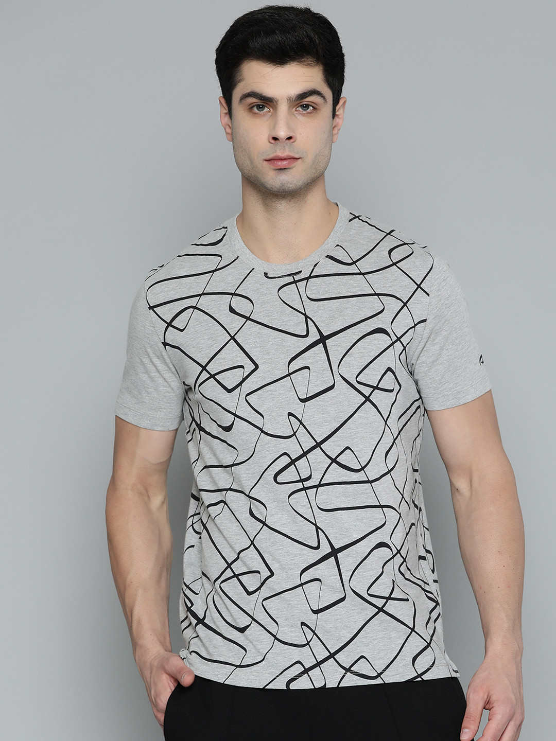 

Alcis Men Grey Melange & Black Printed Sports T-shirt