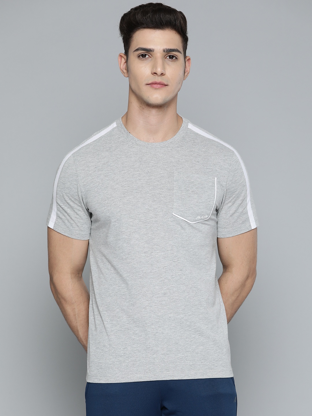

Alcis Men Grey Melange Pocket Detailing T-shirt