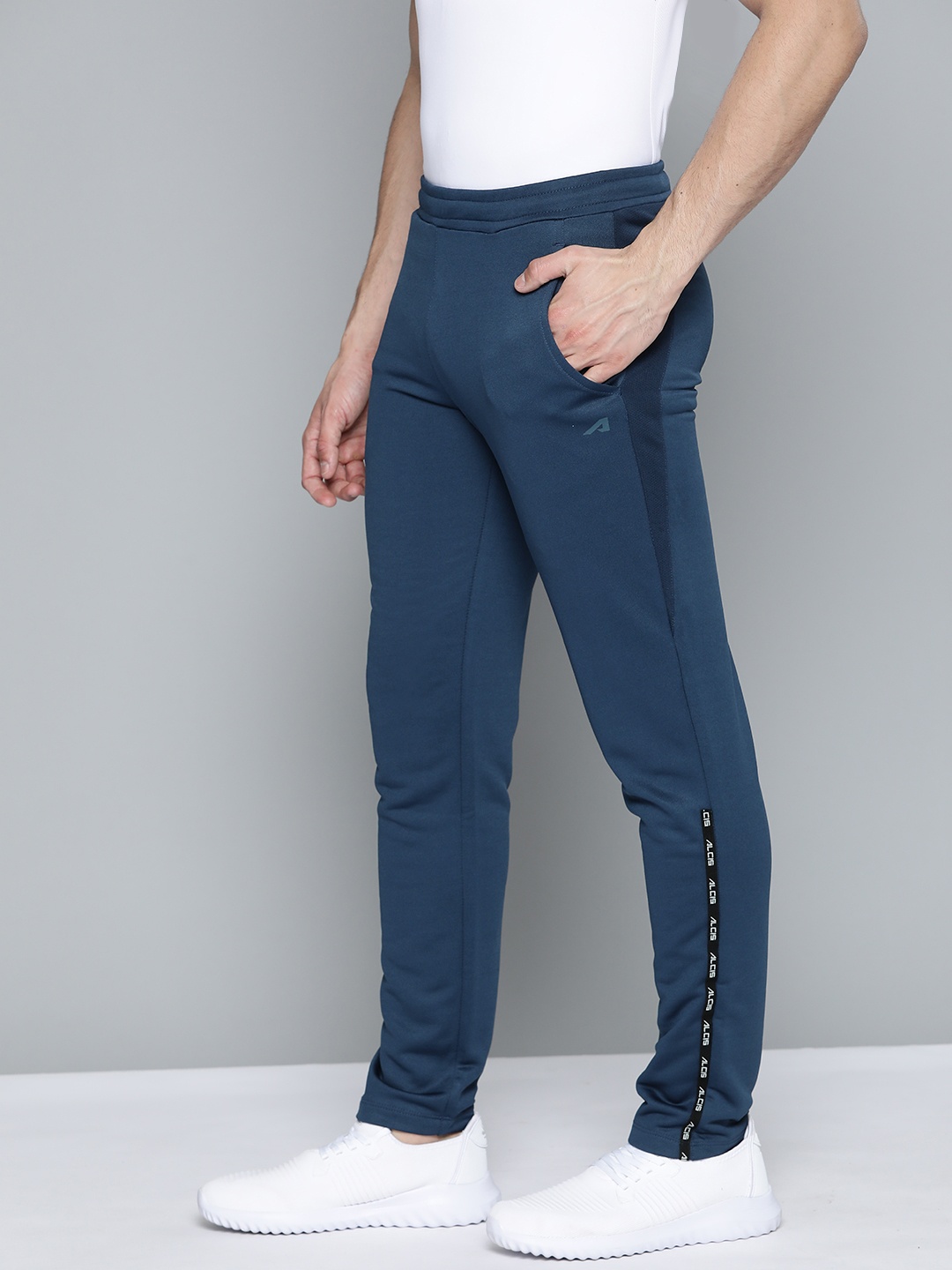 

Alcis Men Navy Blue Slim Fit Solid Training Track Pants