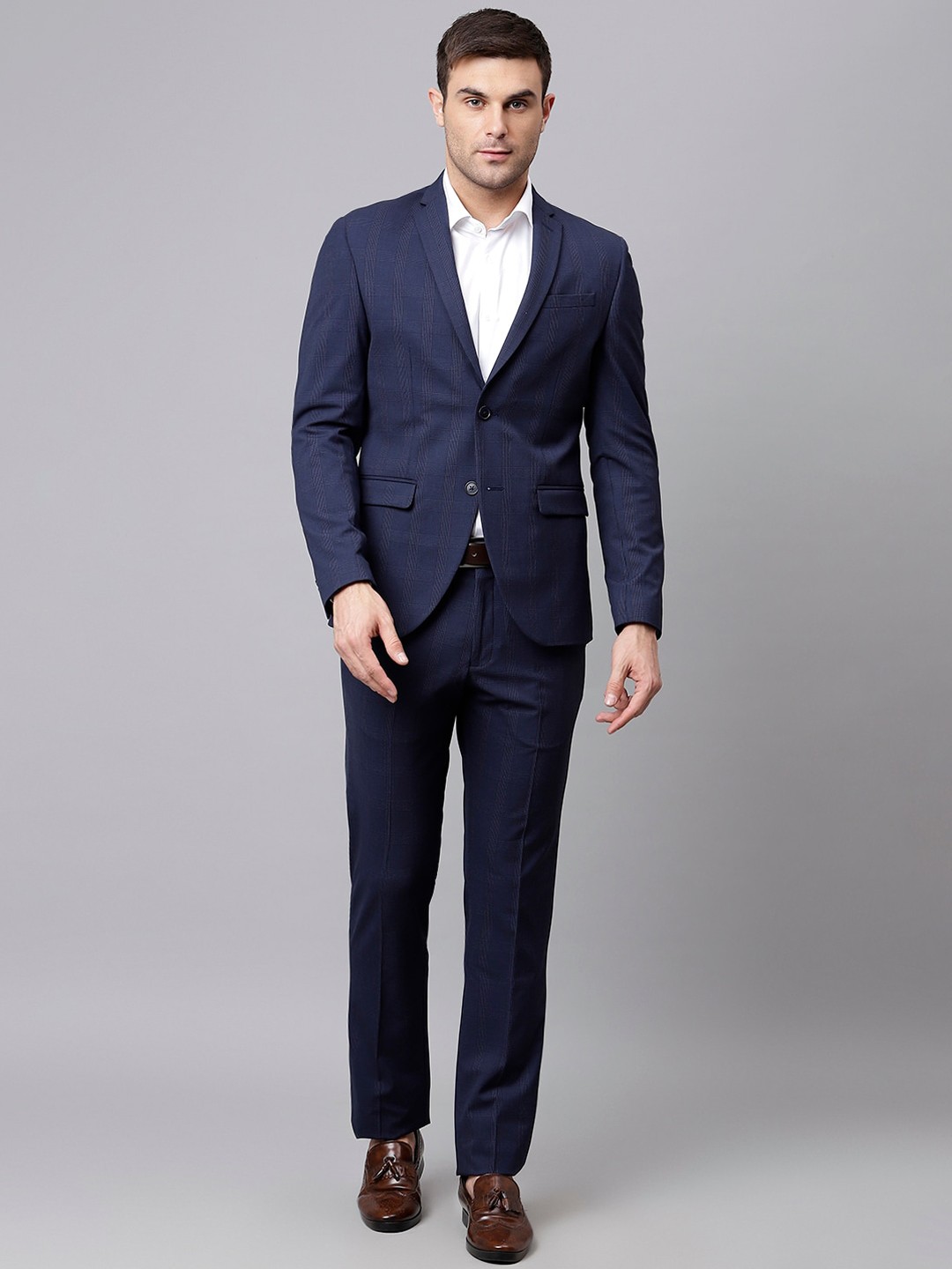 

Richlook Men Blue Solid Single-Breasted Two-Piece Formal Suit