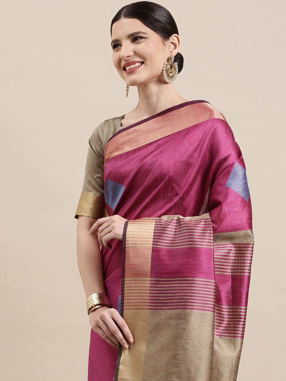 

Saree mall Pink & Blue Geometric Woven Design Saree