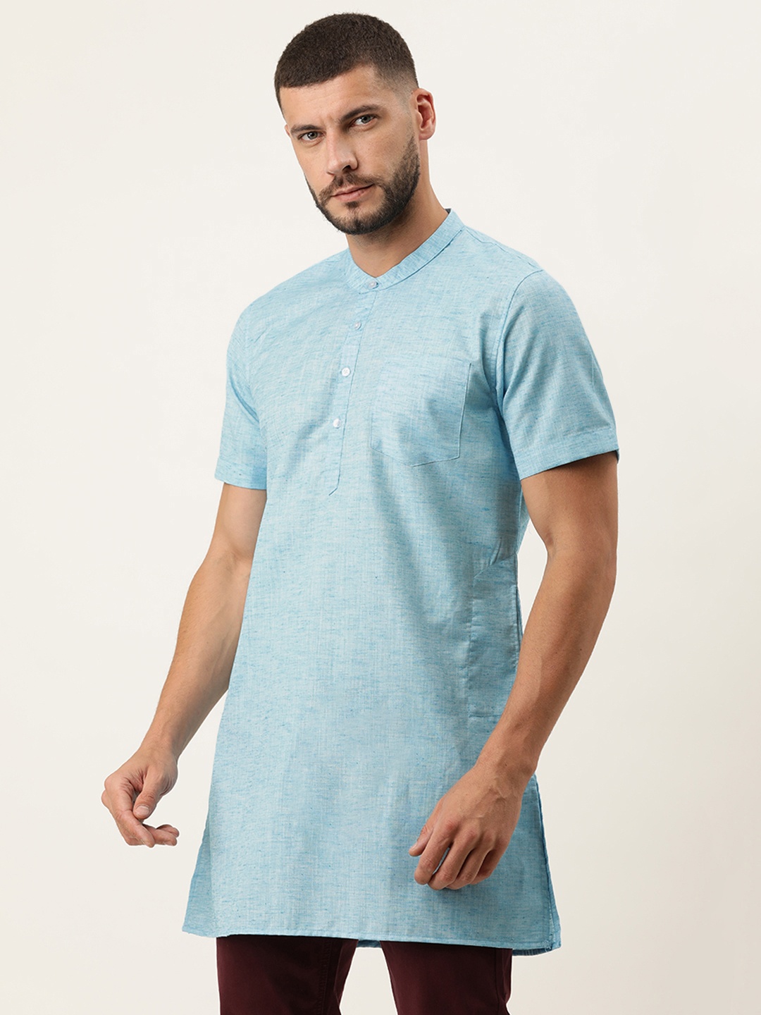 

IVOC Men Blue Solid Straight Kurta