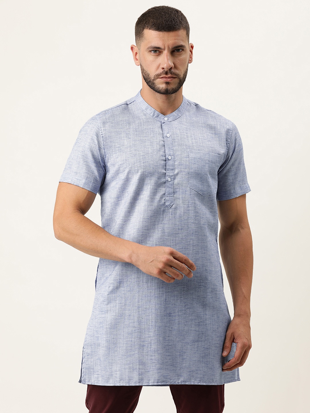 

IVOC Men Blue Solid Straight Kurta