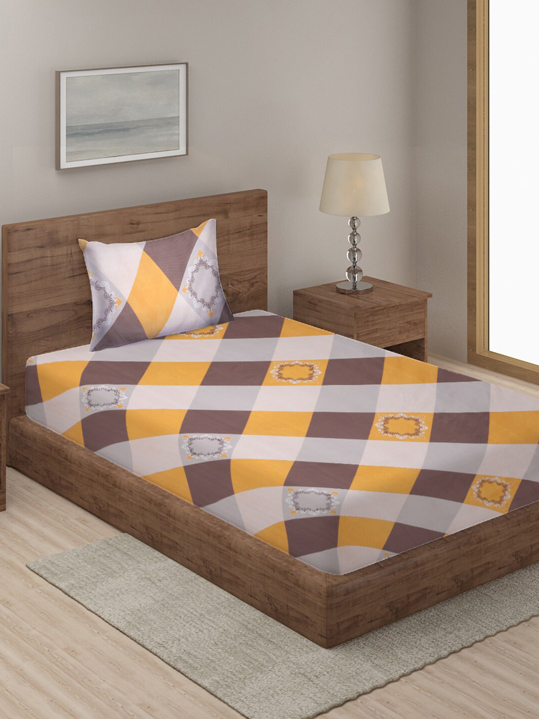

KLOTTHE Mustard & White Geometric 210 TC Single Bedsheet with 1 Pillow Covers
