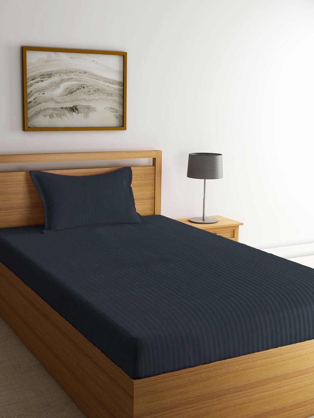 

KLOTTHE Black Striped 210 TC Single Bedsheet with 1 Pillow Covers