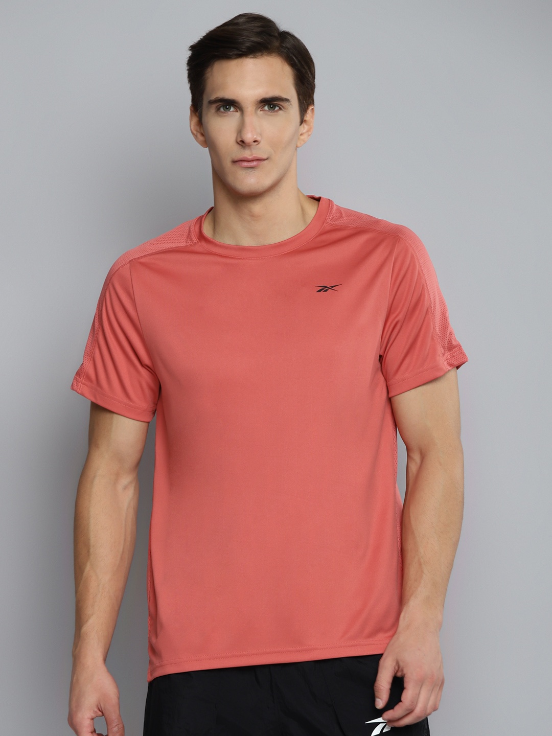 

Reebok Men Peach-Coloured WOR SS TECH T-shirt