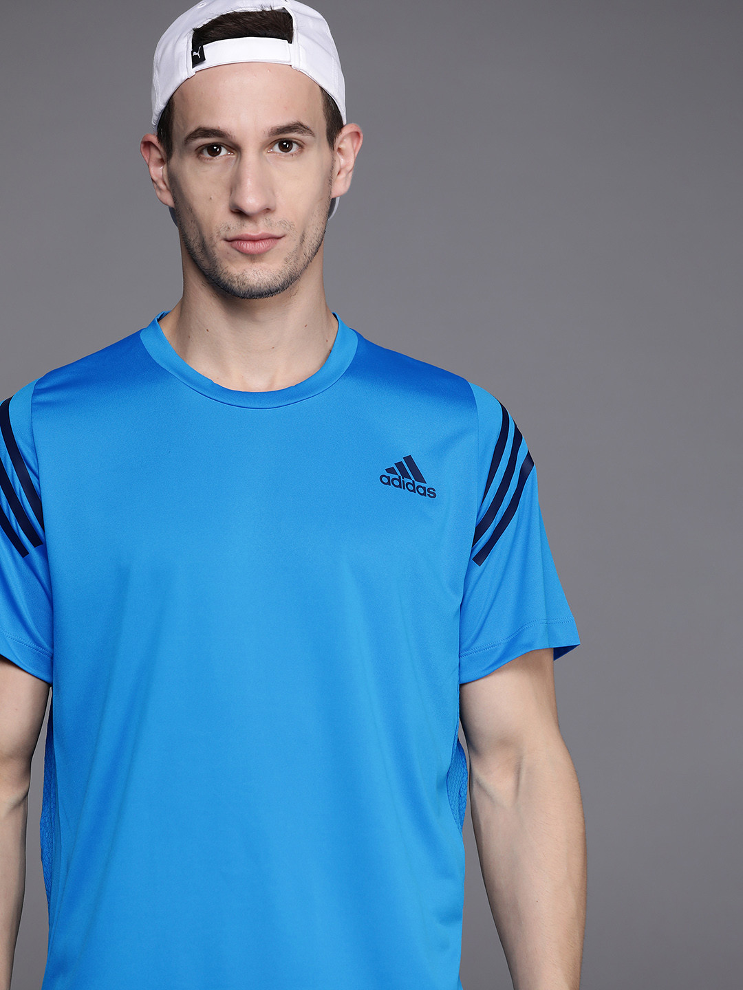 

ADIDAS Men Blue T-shirt