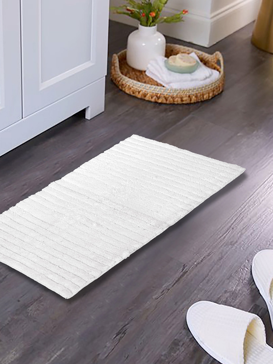 

MASPAR White Solid 1600 GSM Pure Cotton Bath Rug