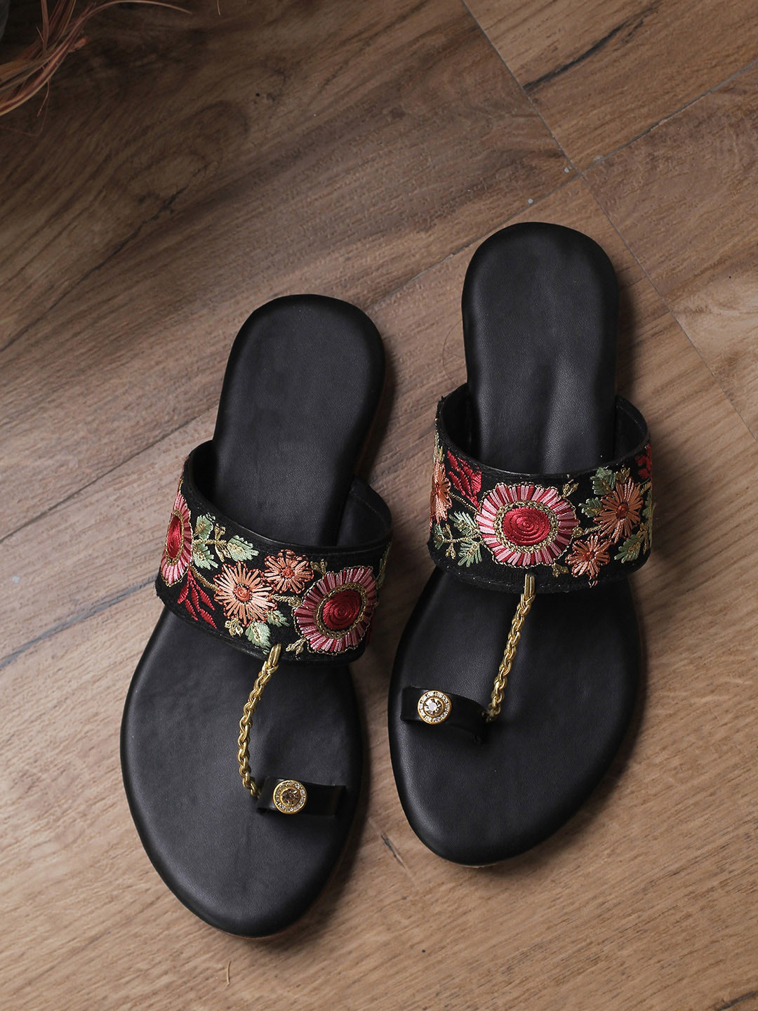 

HASTEN Women Black Embroidered One Toe Flats