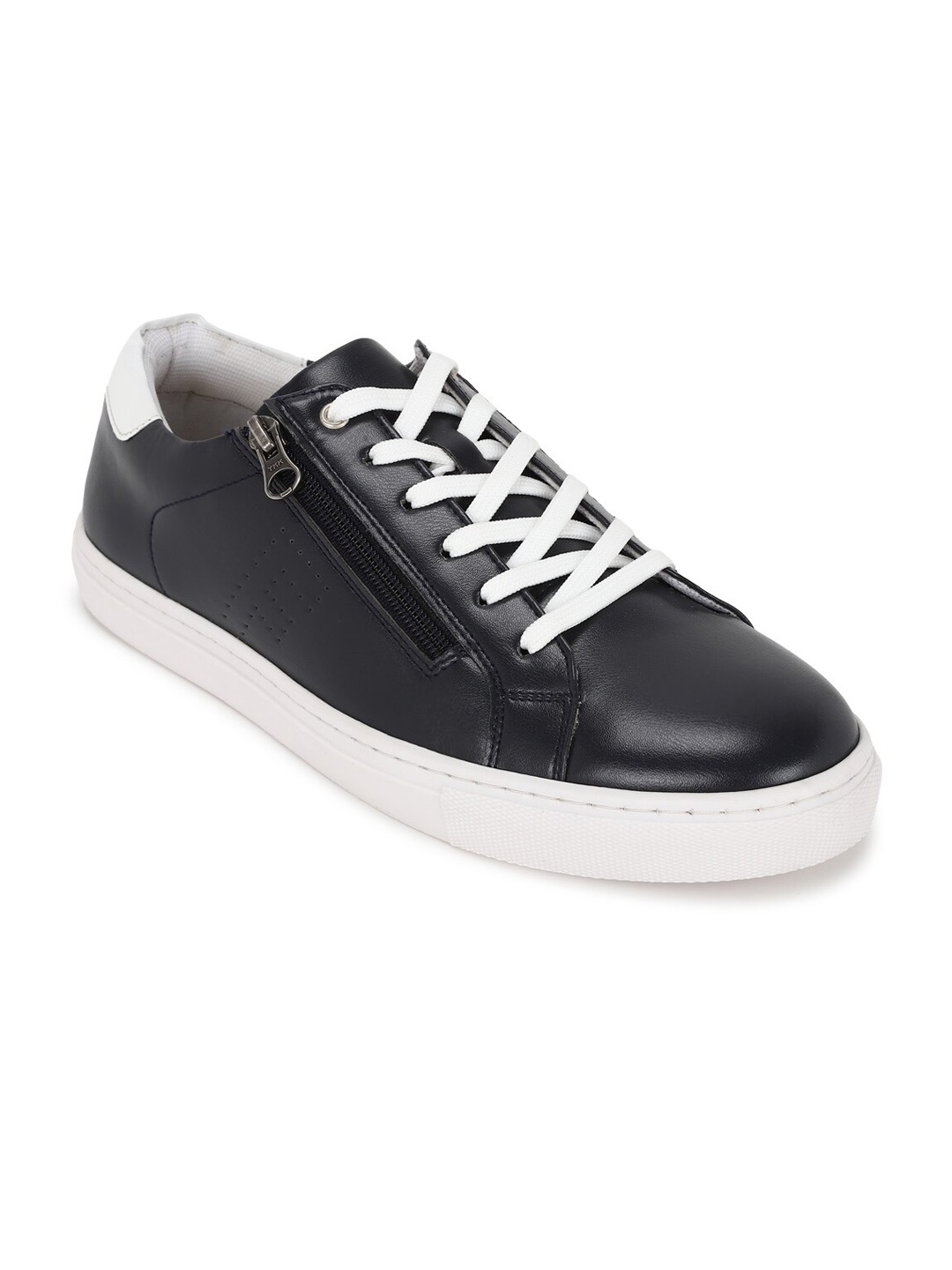 

FOREVER 21 Women Black & White Sneakers