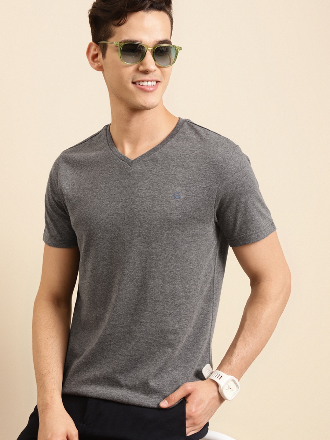 

United Colors of Benetton Men Charcoal Grey V-Neck T-shirt