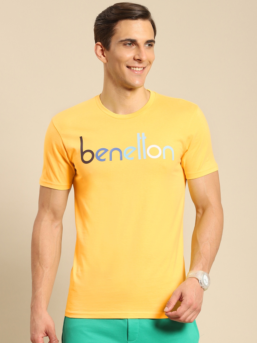 

United Colors of Benetton Men Yellow & Blue Brand Logo Printed Pure Cotton T-shirt