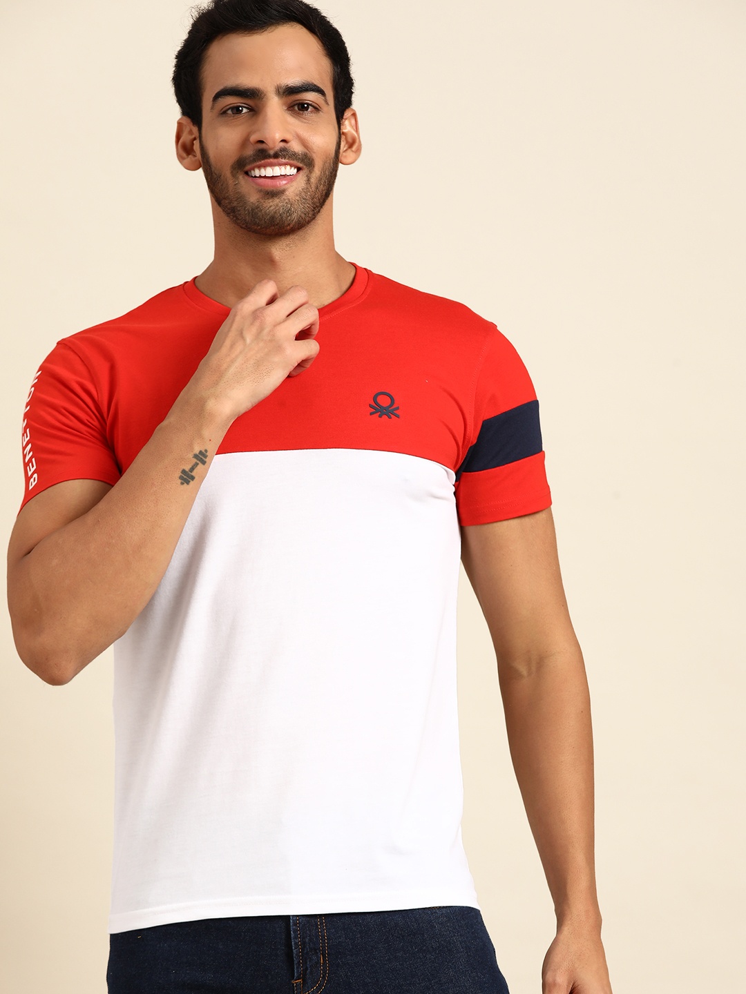 

United Colors of Benetton Men Red & White Colourblocked T-shirt