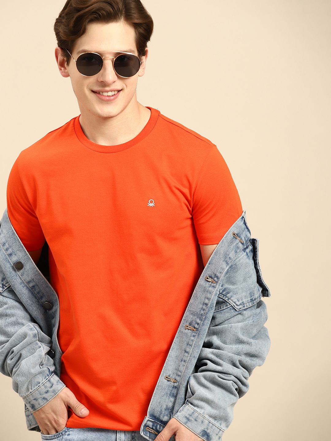 

United Colors of Benetton Men Orange Solid T-shirt