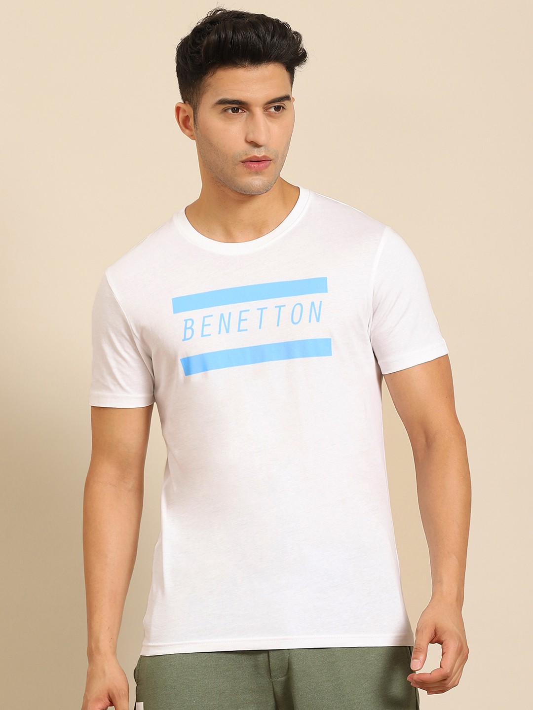 

United Colors of Benetton Men White & Blue Pure Cotton Brand Logo Printed T-shirt
