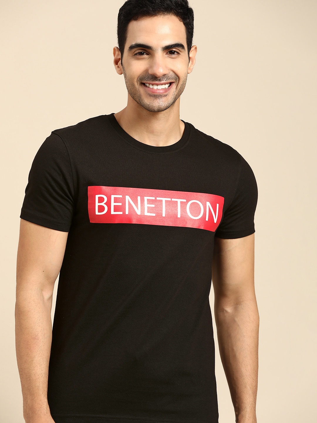 

United Colors of Benetton Men Black & Red Brand Logo Printed T-shirt