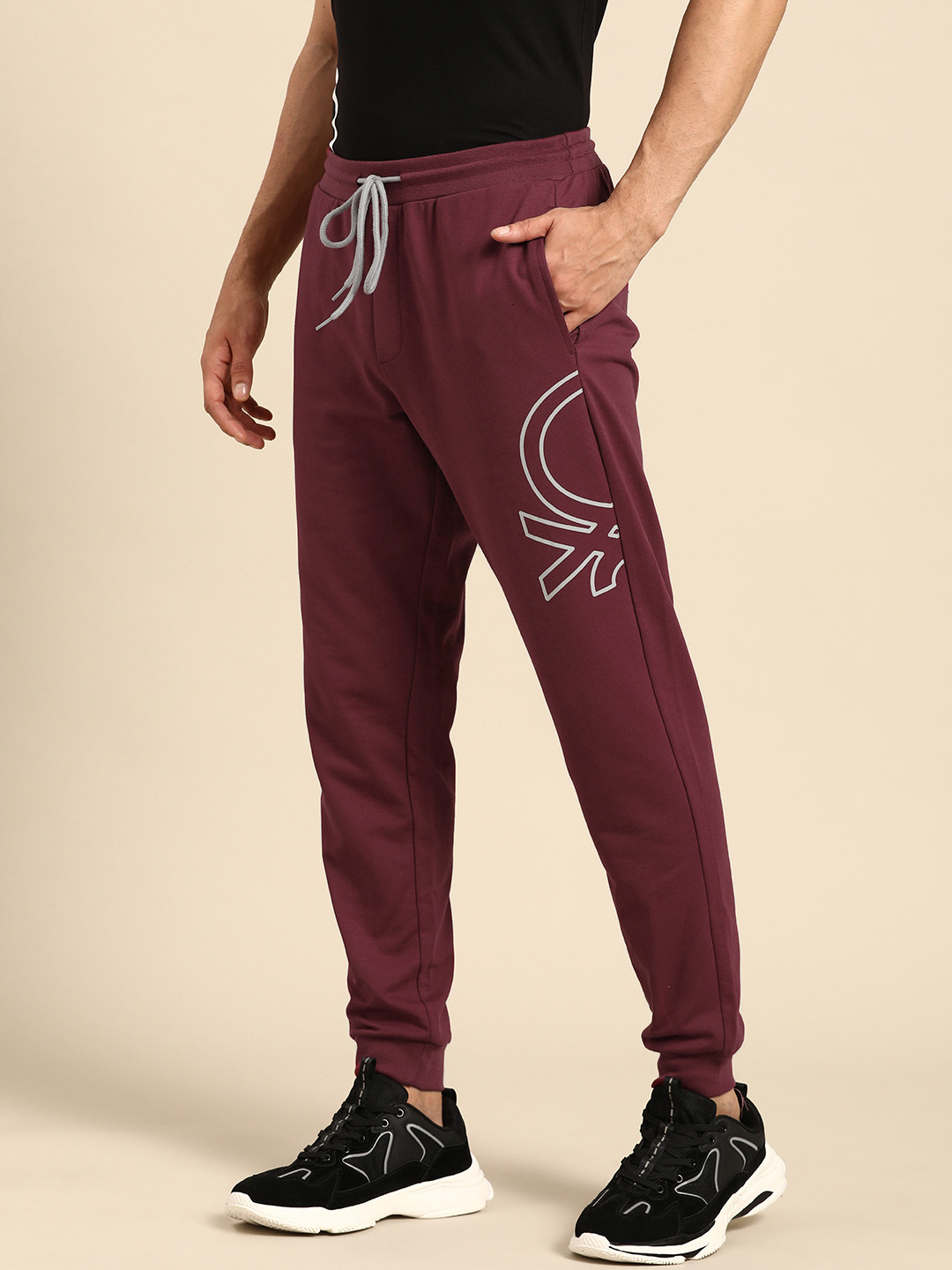 

United Colors of Benetton Men Maroon Brand Logo Print Joggers
