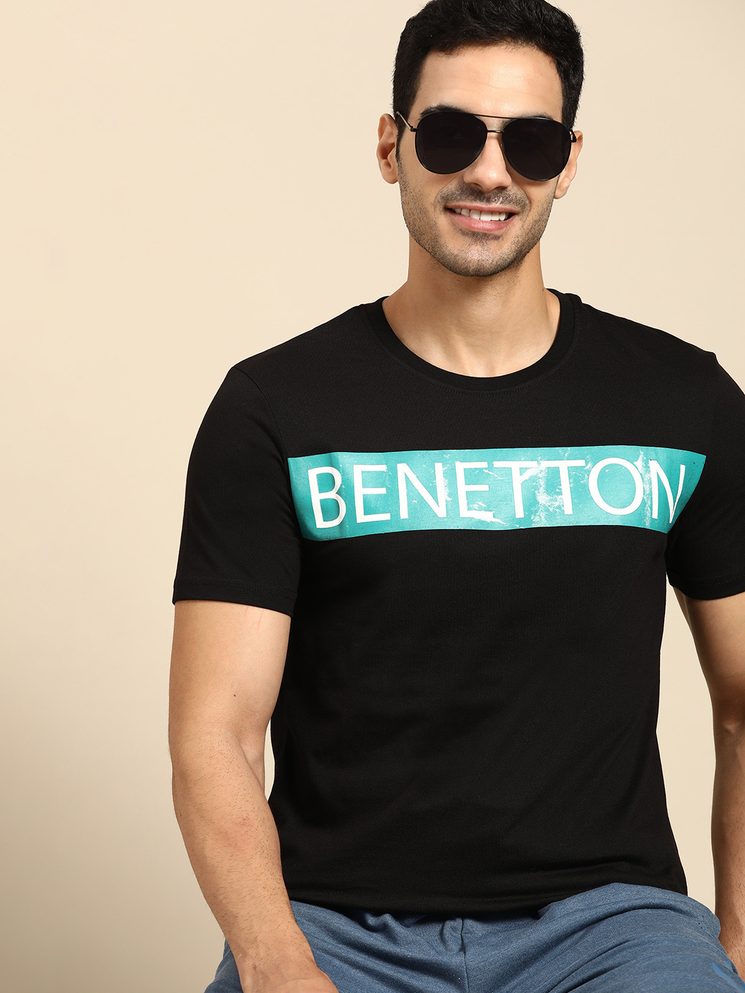 

United Colors of Benetton Men Black & Blue Brand Logo Printed T-shirt
