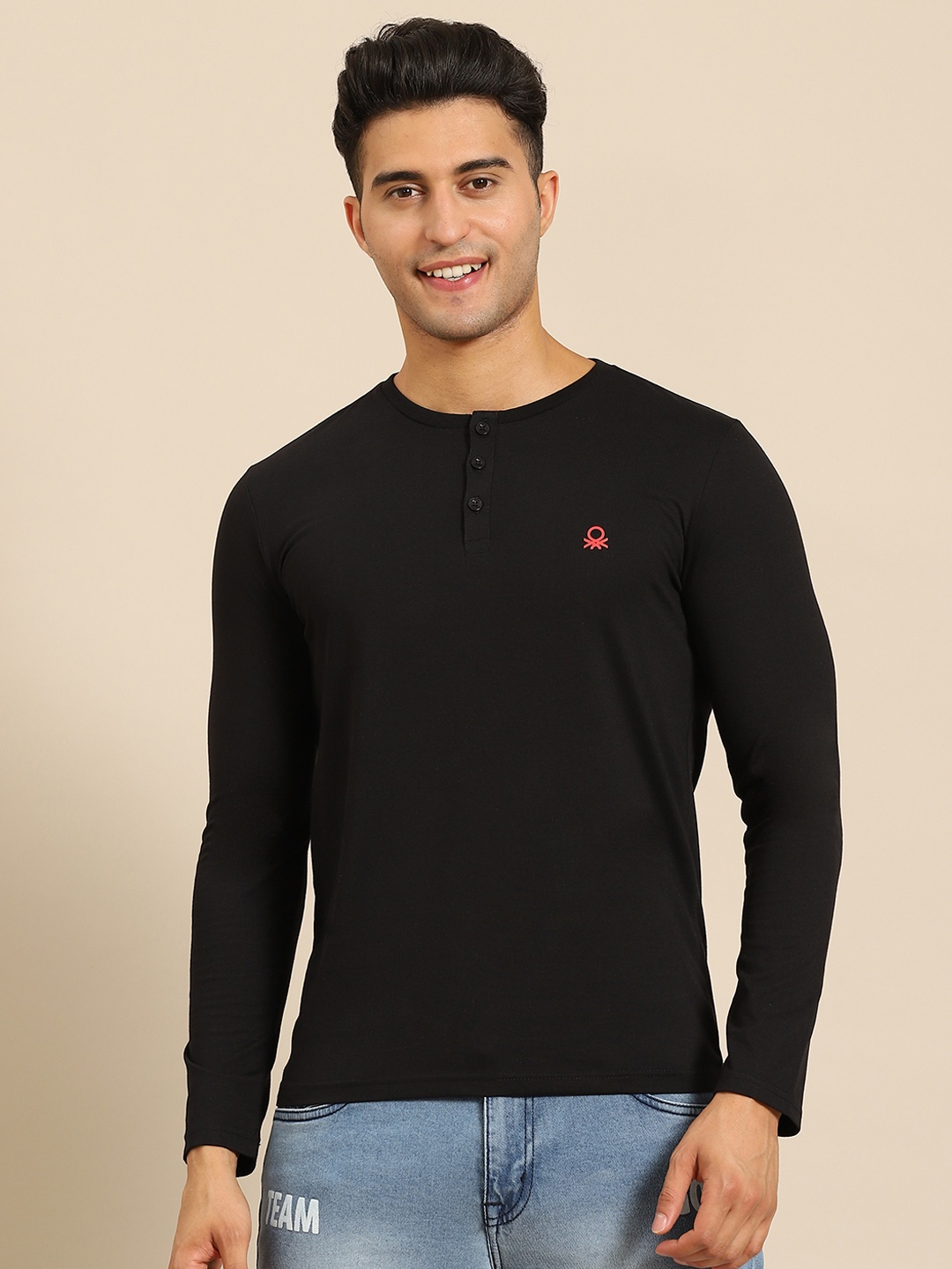

United Colors of Benetton Men Black Henley Neck T-shirt