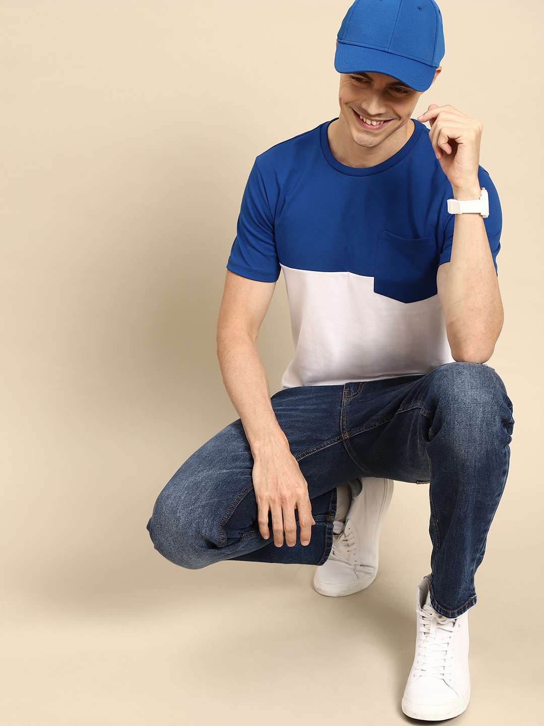 

United Colors of Benetton Men Blue & White Colourblocked T-shirt