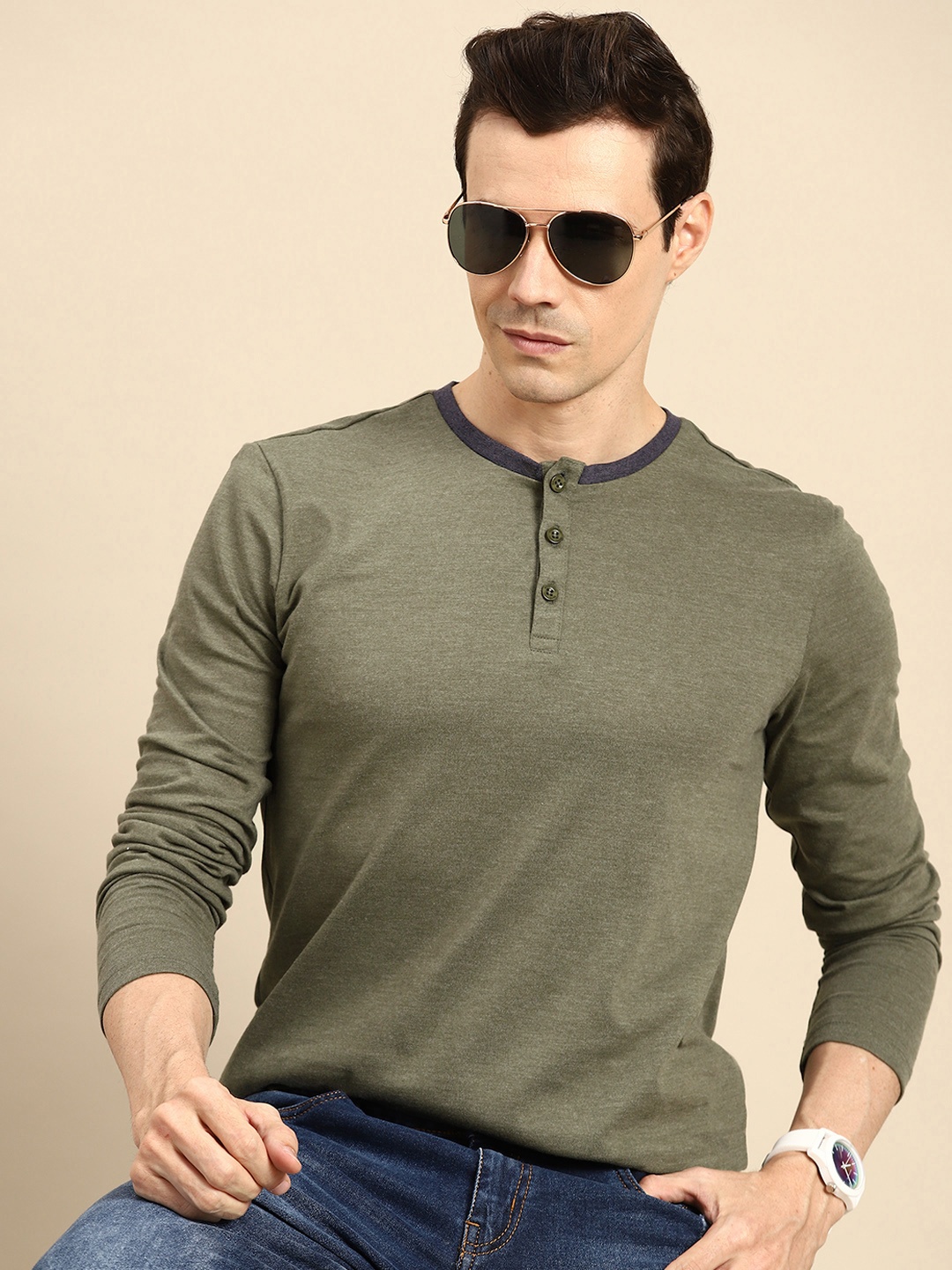 

United Colors of Benetton Men Olive Green Solid Henley Neck T-shirt
