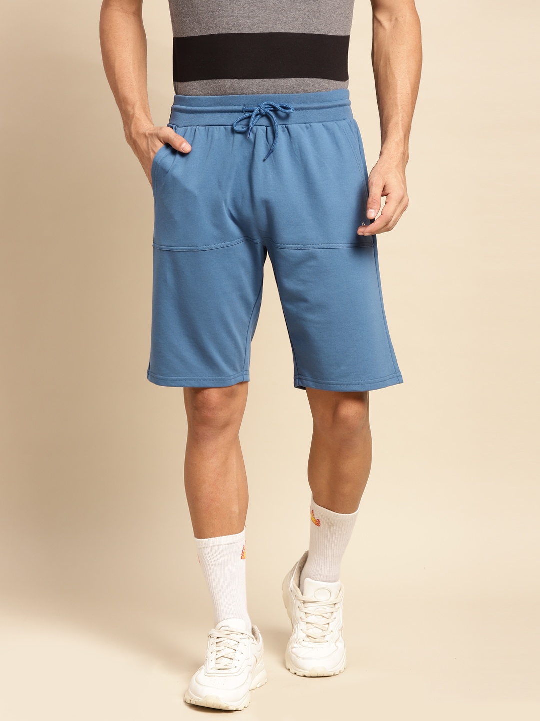 

United Colors of Benetton Men Blue Solid Shorts