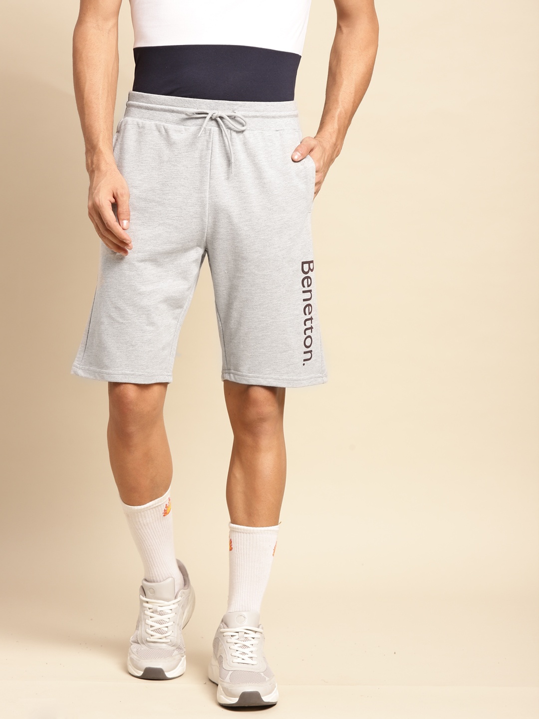 

United Colors of Benetton Men Grey Melange Brand Logo Printed Shorts